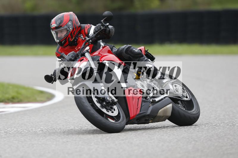 Archiv-2025/52 10.09.2025 FREERIDE Training  ADR/Gruppe M/32